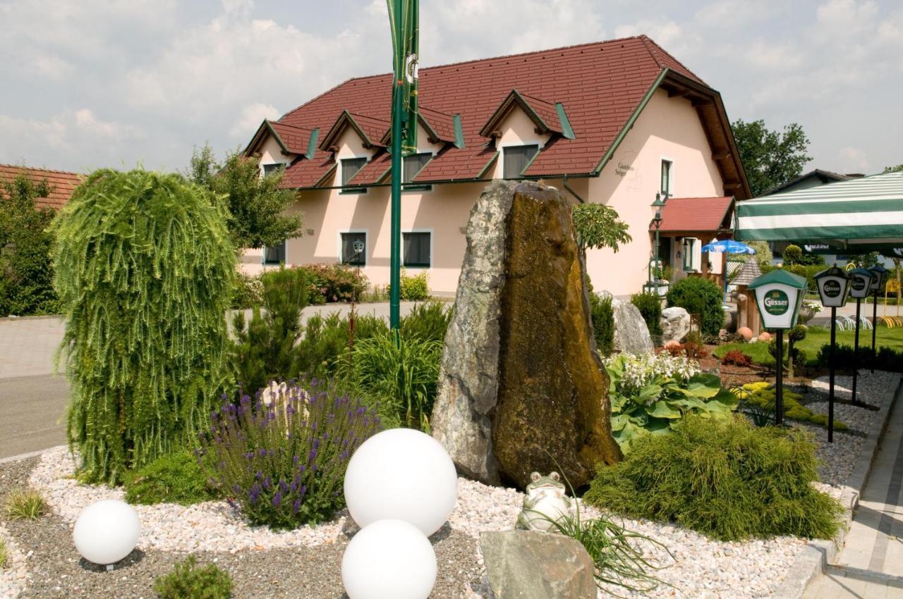 Restaurant Gaestehaus Seiger Sankt Lorenzen bei Knittelfeld Eksteriør billede