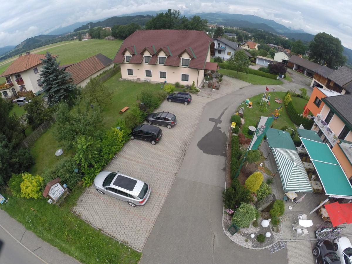 Restaurant Gaestehaus Seiger Sankt Lorenzen bei Knittelfeld Eksteriør billede