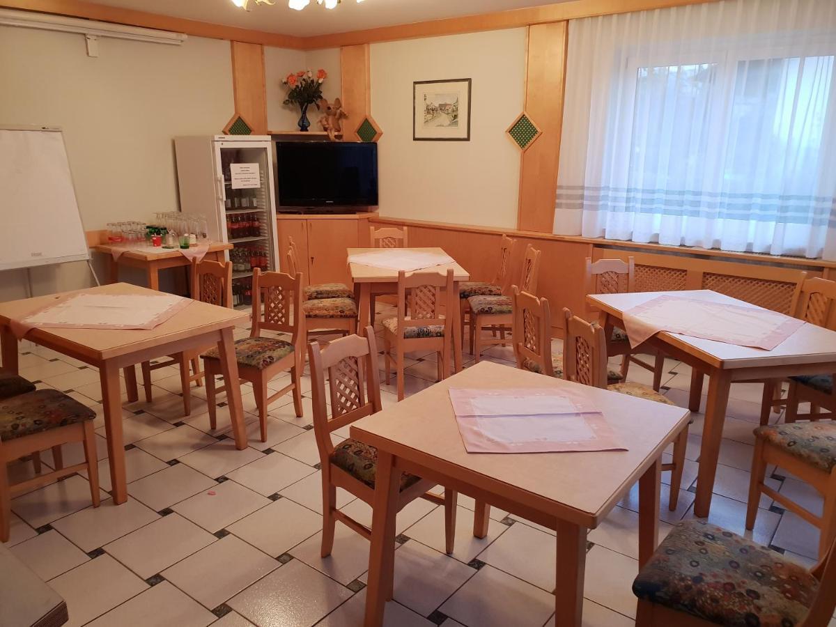 Restaurant Gaestehaus Seiger Sankt Lorenzen bei Knittelfeld Eksteriør billede